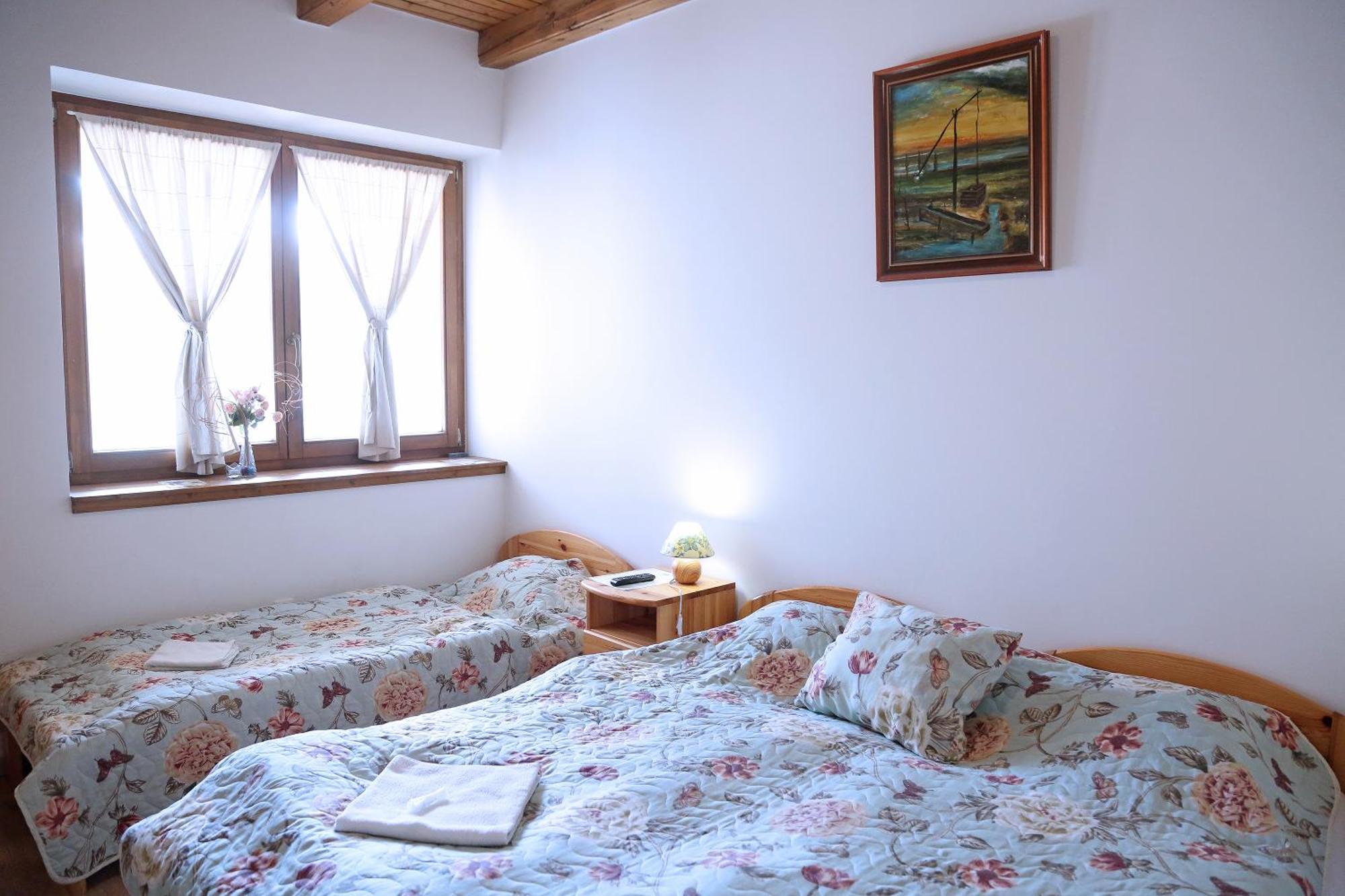 Fuezesi Papa Vendeghaza Hotel Harta Екстериор снимка